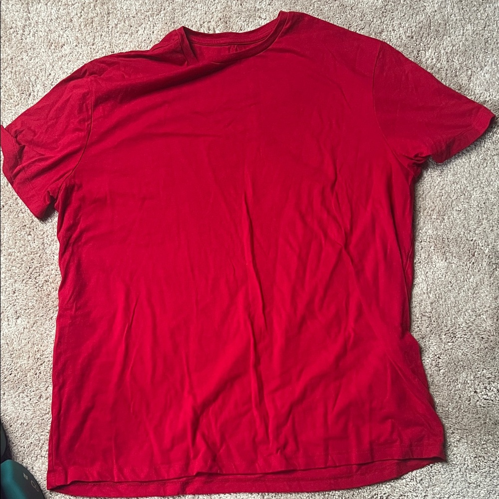 Goodfellow & Co Vibrant Red Short Sleeve Tee